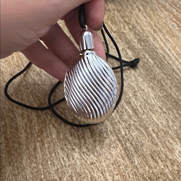 Vintage Perfume Pendant On Cord - Picture 5 of 8